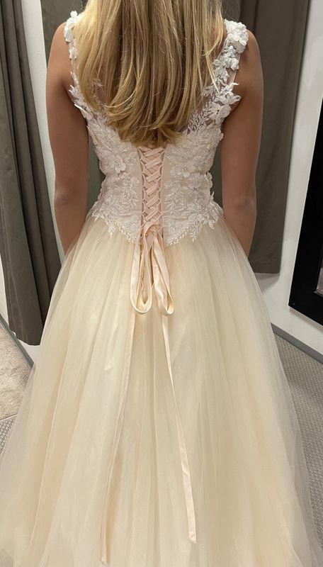 Mira Bell Ballkjole Standard størrelse